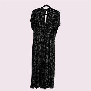 Sandra Darren Large Black/White Polka Dot Jumpsuit, EUC